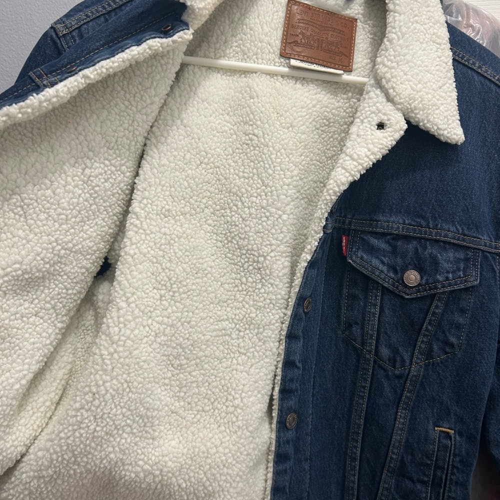 Levi's Blue Denim Jacket with White Sherpa Lining